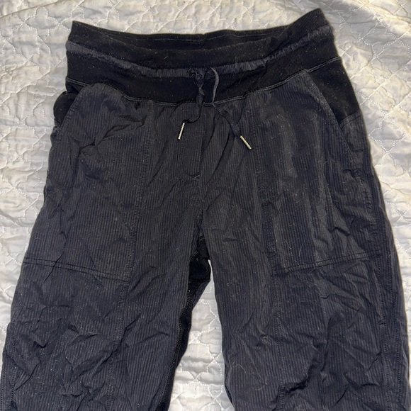Lulu Lemon Jogger Pants - Picture 4 of 4